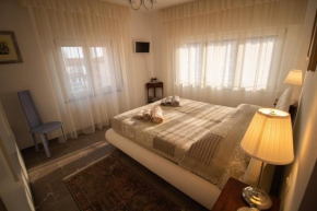 Bed Adelaide Capriva Del Friuli